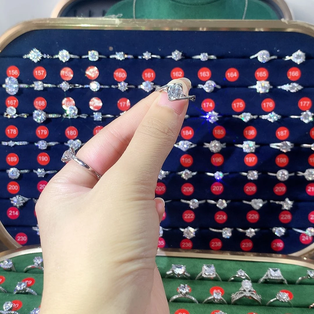 925银合成碳硅石天使之吻一ct11