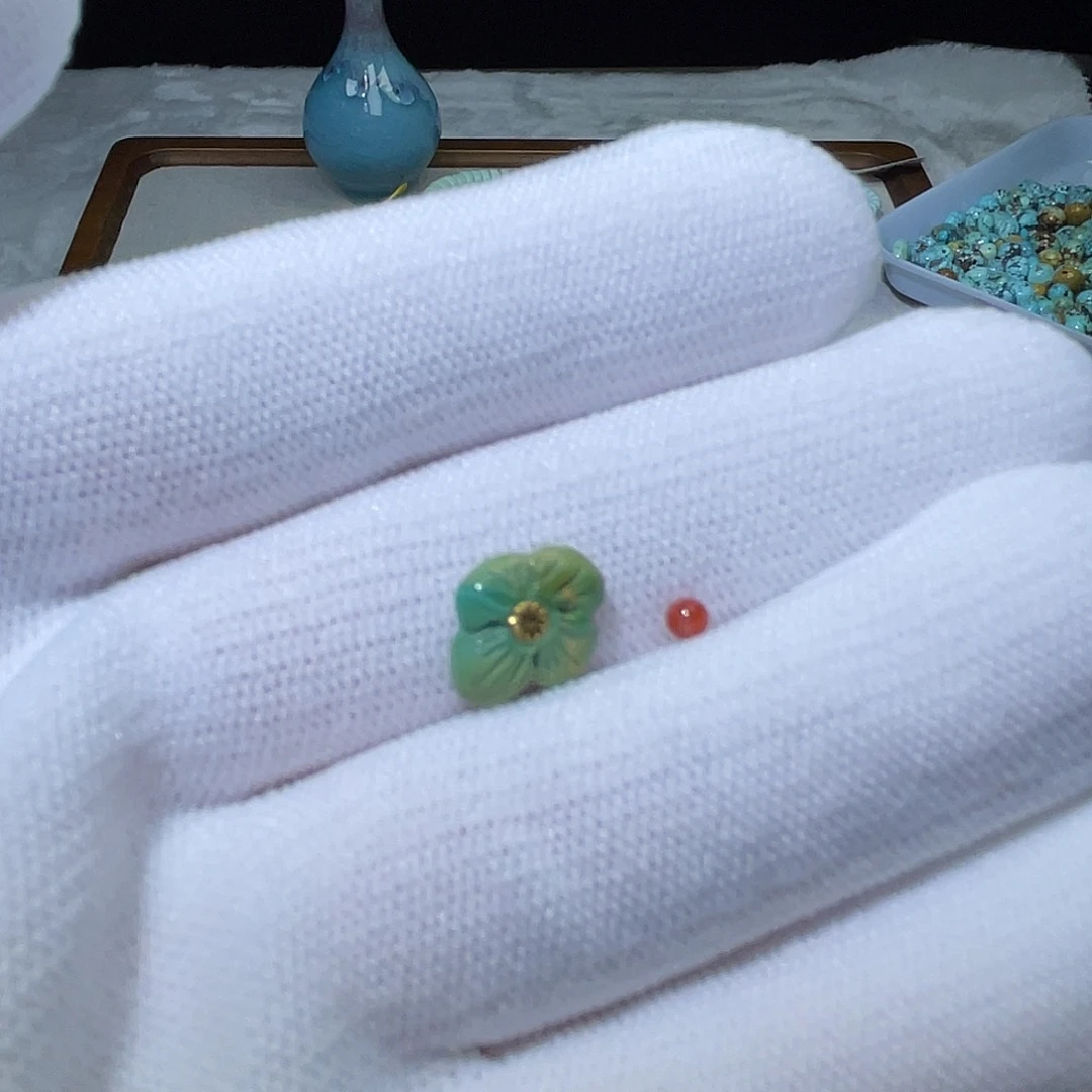 南红玛瑙未镶嵌珠宝奇石