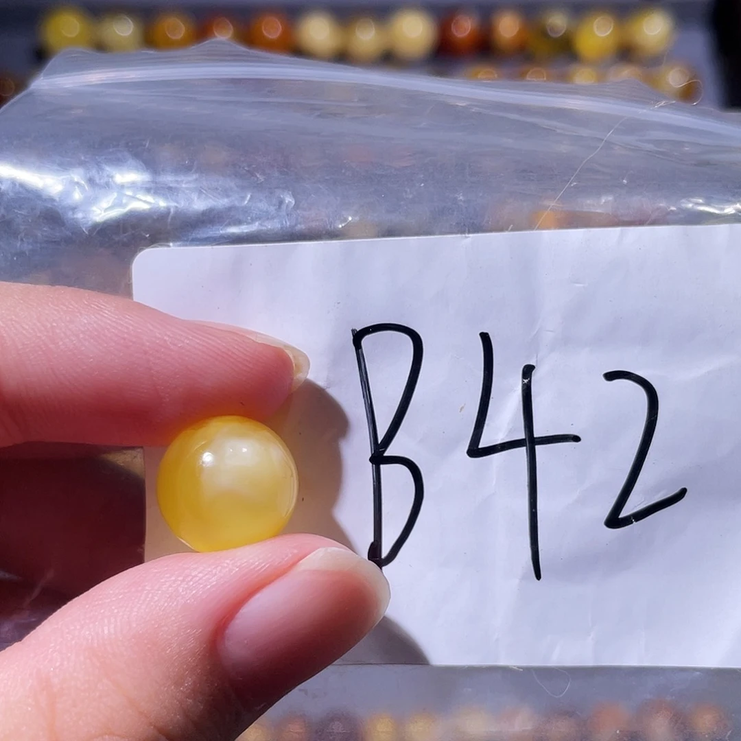 未镶嵌琥珀裸石12.2福利