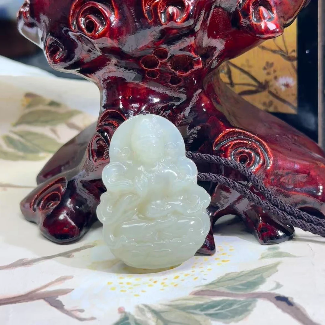 天然和田玉老料观音1.30清货3