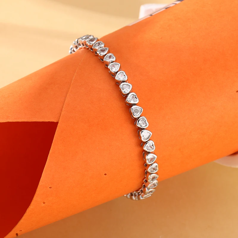 链子925银 时尚小众气质白钻爱心手链