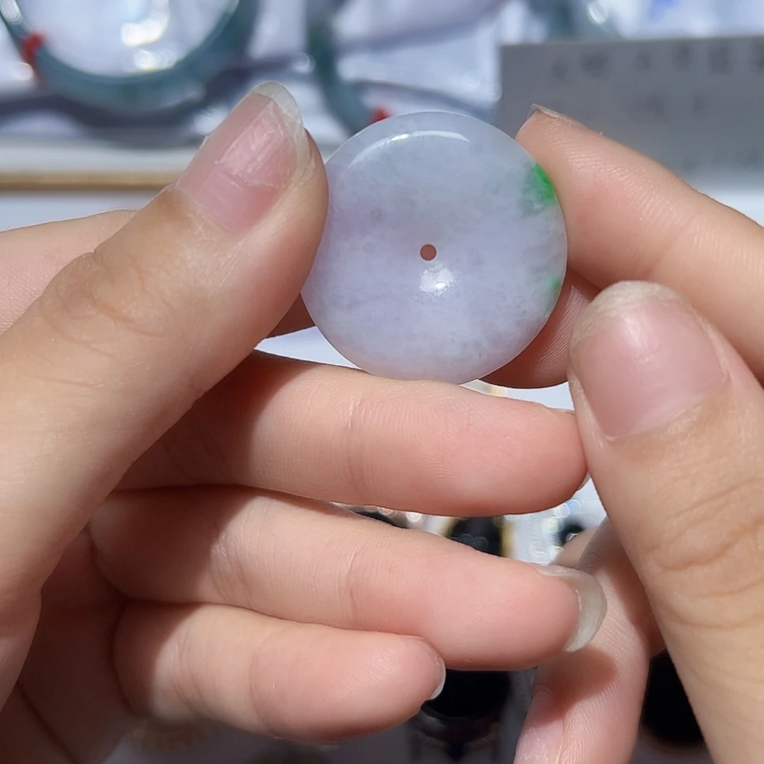 翡翠未镶嵌颈饰天然A货翡翠