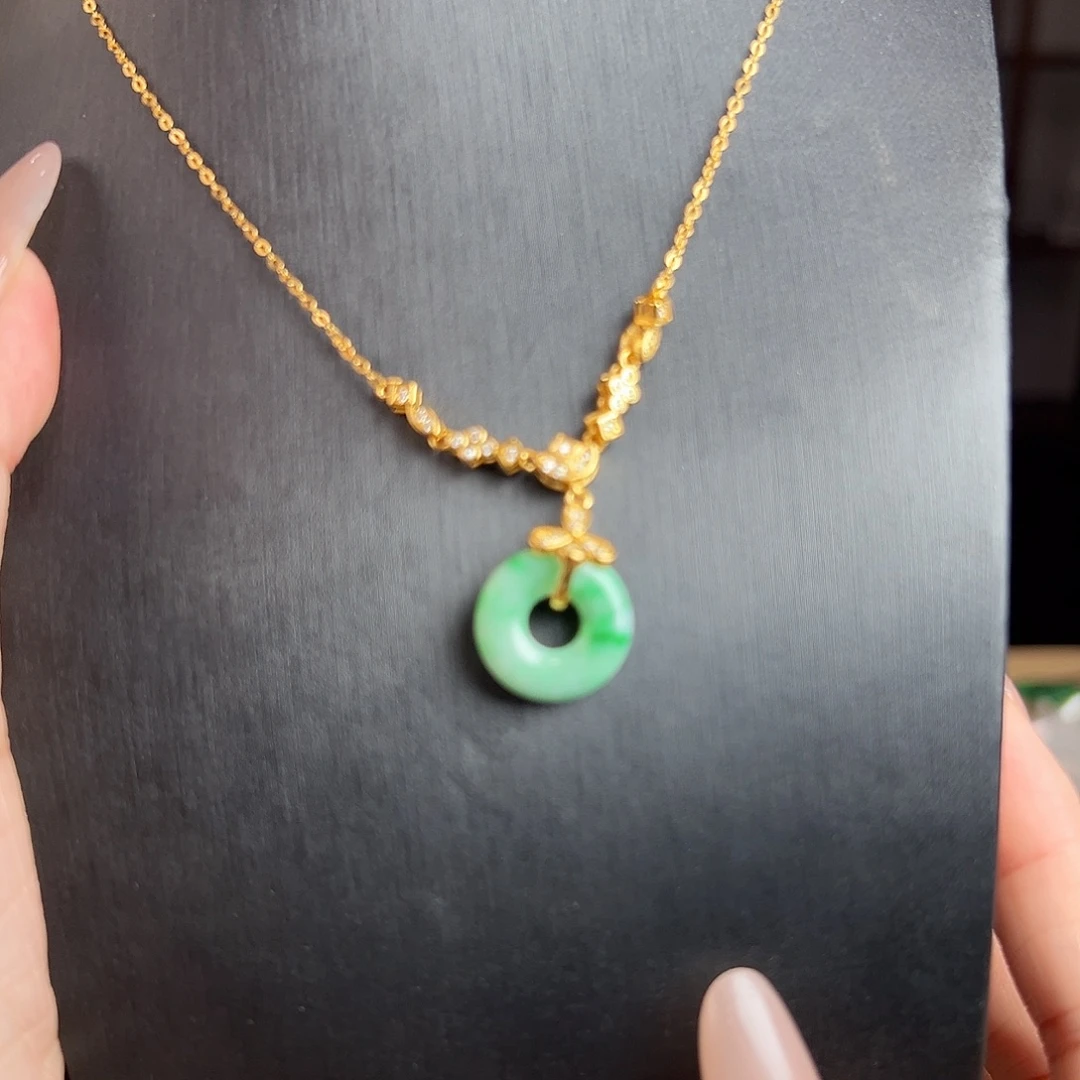 颈饰银S925镶嵌翡翠吊坠68