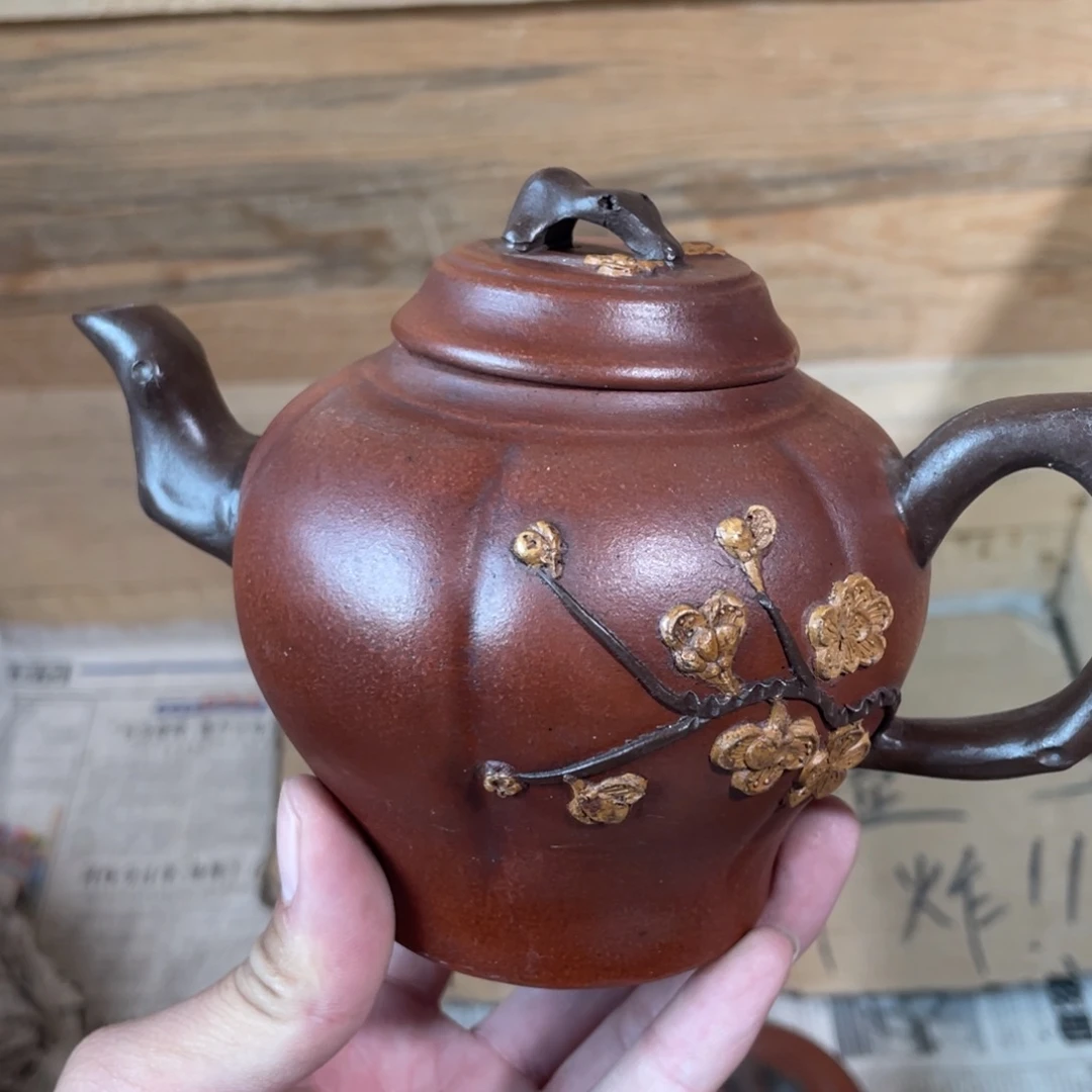 茶壶紫砂老厂紫砂壶一件。