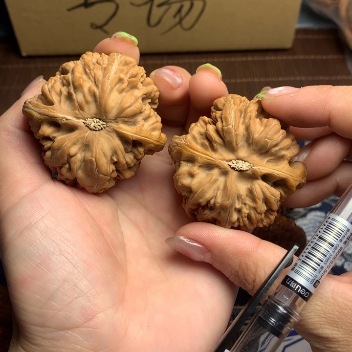 吊坠文玩核桃山**暝粗筋