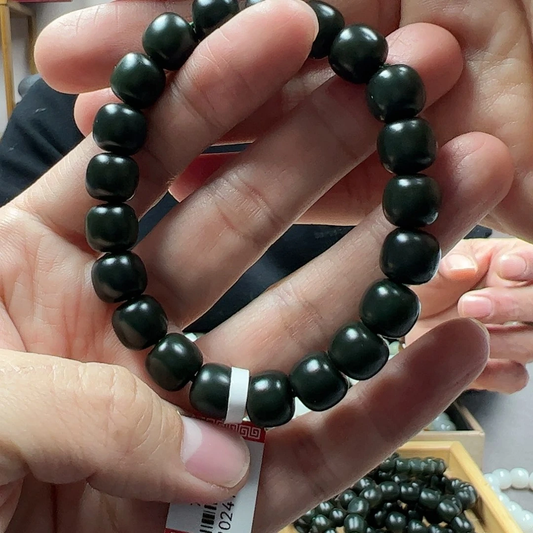 【闪购商品】和田玉手串未镶嵌卡10沙枣青