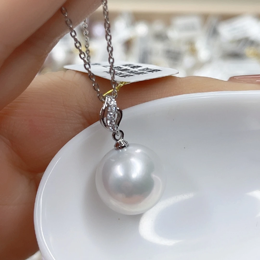 淡水珍珠合金吊坠(赠链)