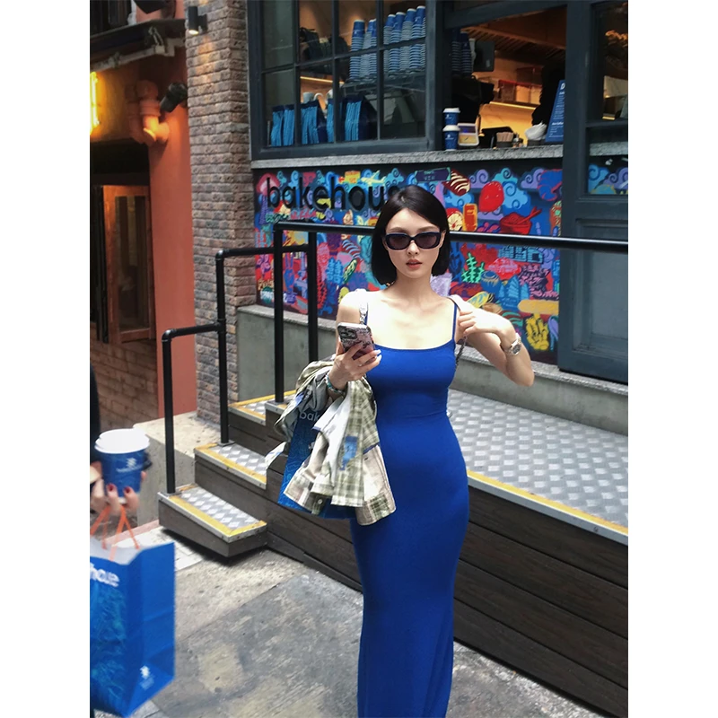 腰臀比 高阶气质挂纯色吊带裙宴会设计感修身包臀裙