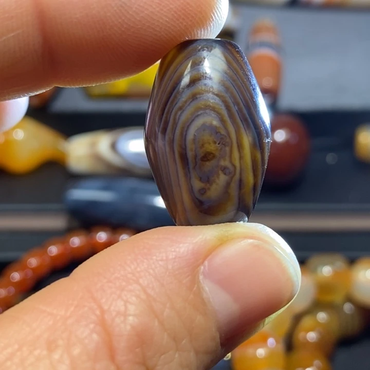 玛瑙/玉髓未镶嵌挂件