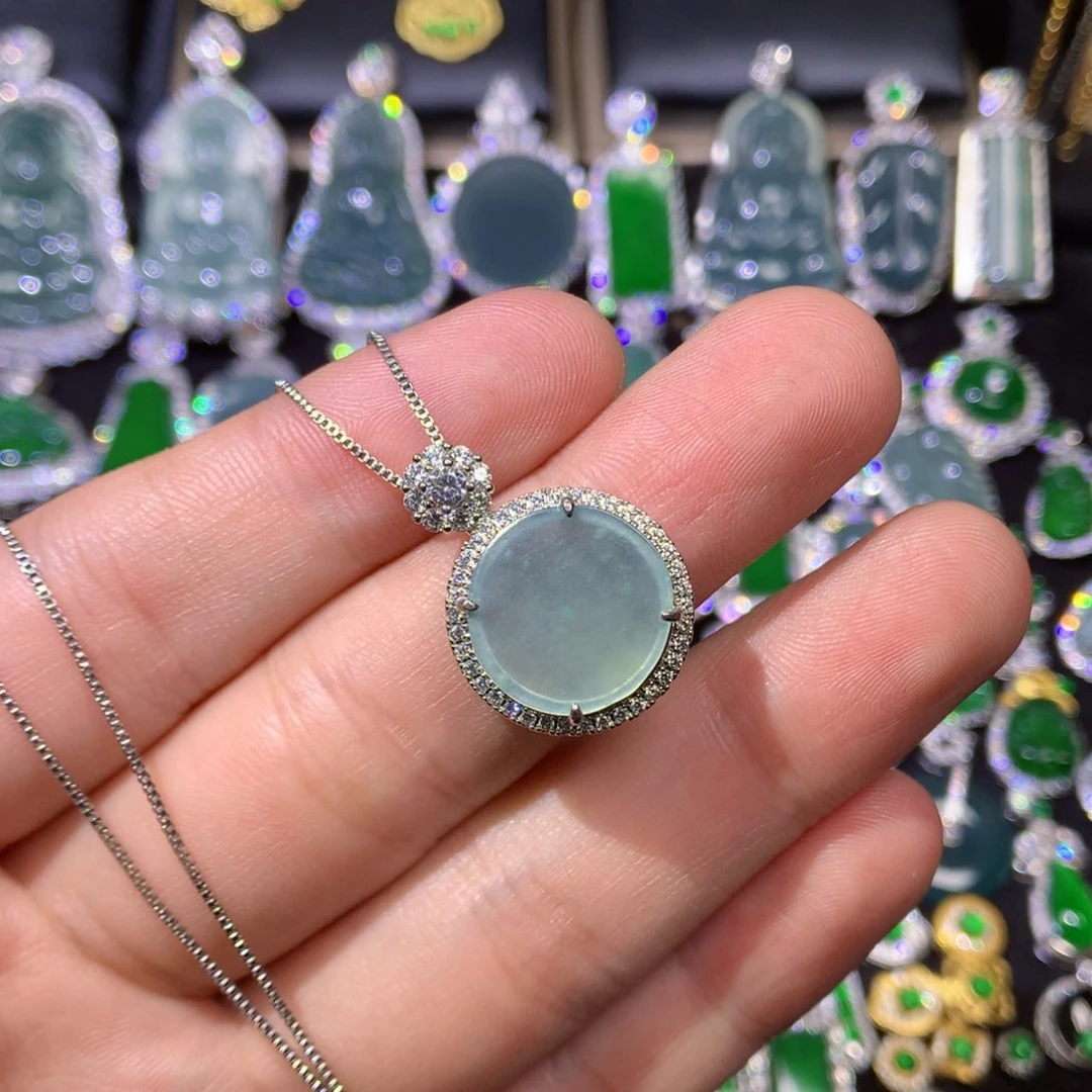 翡翠未镶嵌颈饰7656776676567788