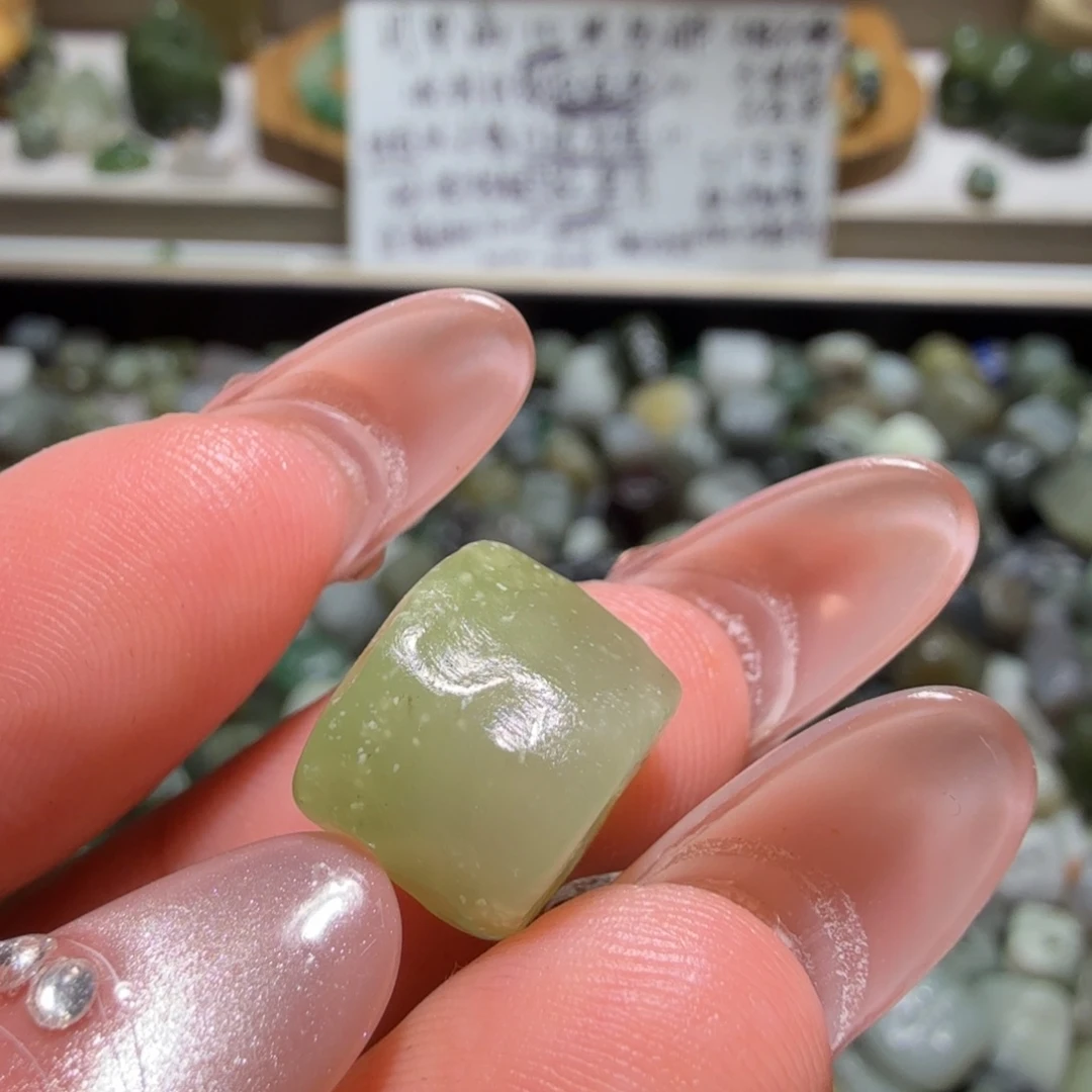 和田玉未镶嵌珠宝奇石