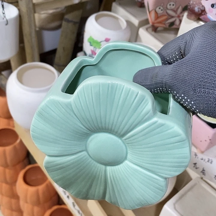 陶盆有孔 瑕疵针孔漏釉介意勿拍外高 13外口13