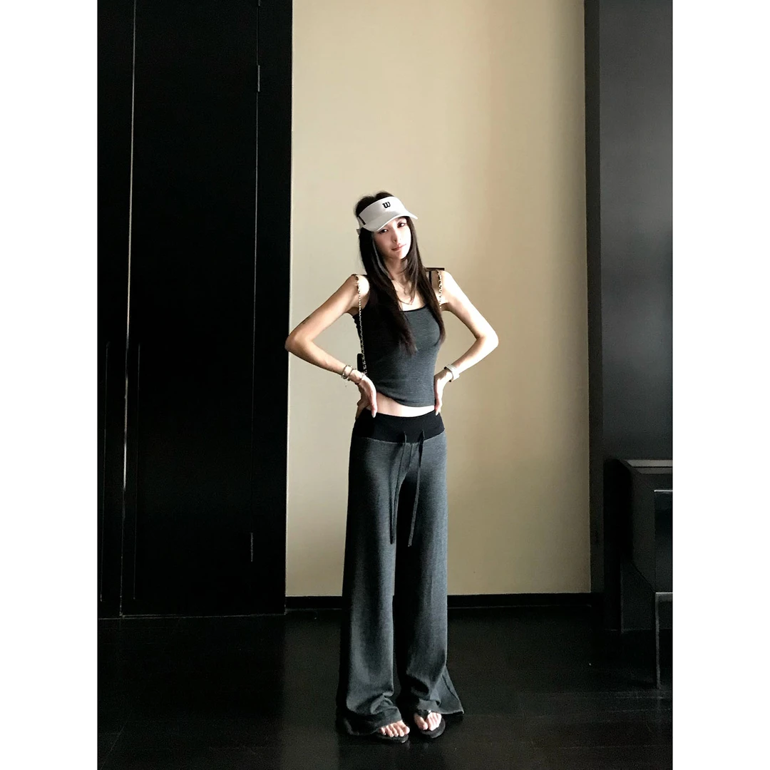 SKKSkk Store 天才比例 美式辣妹细条纹直筒裤吊带抽绳针织套装