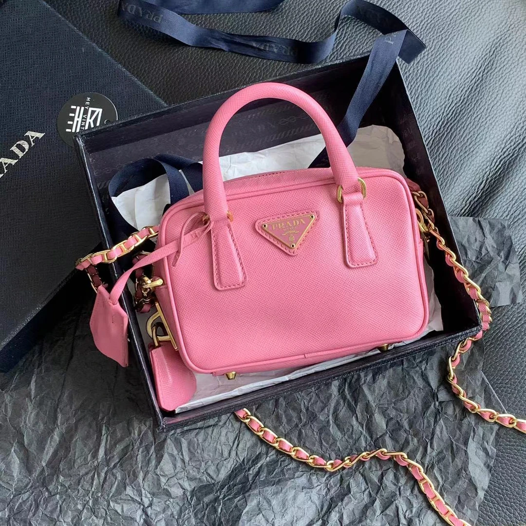 95新 Prada/普拉达 粉色mini plume小方糖链条包 14cm 14256765