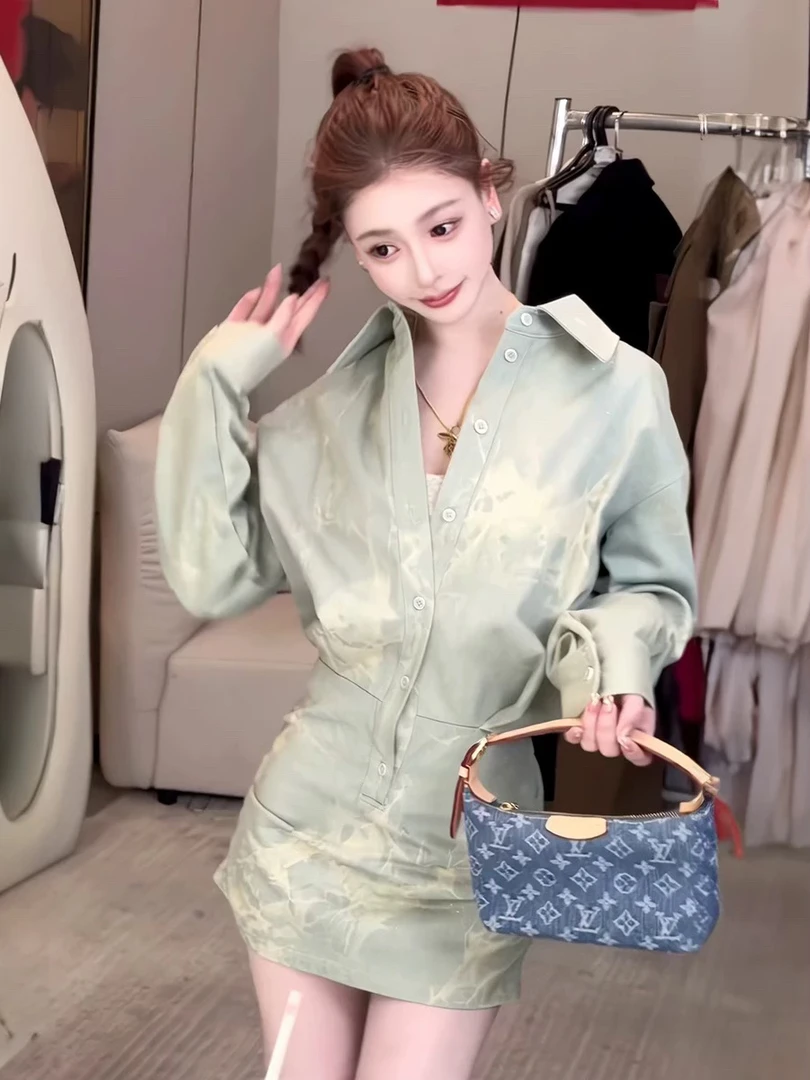 开播福利款 法式性感收腰显瘦设计感气质减龄连衣裙