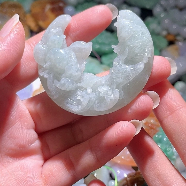 颈饰未镶嵌翡翠天