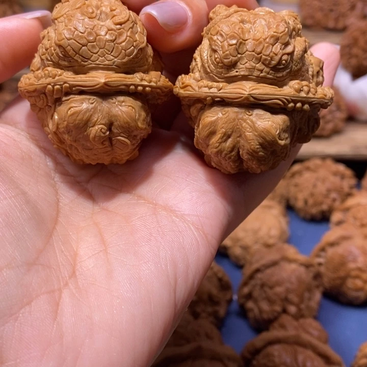 【闪购商品】手串/手链核桃高*金蟾福利