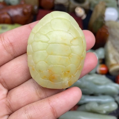 蛇纹石玉未镶嵌颈饰88