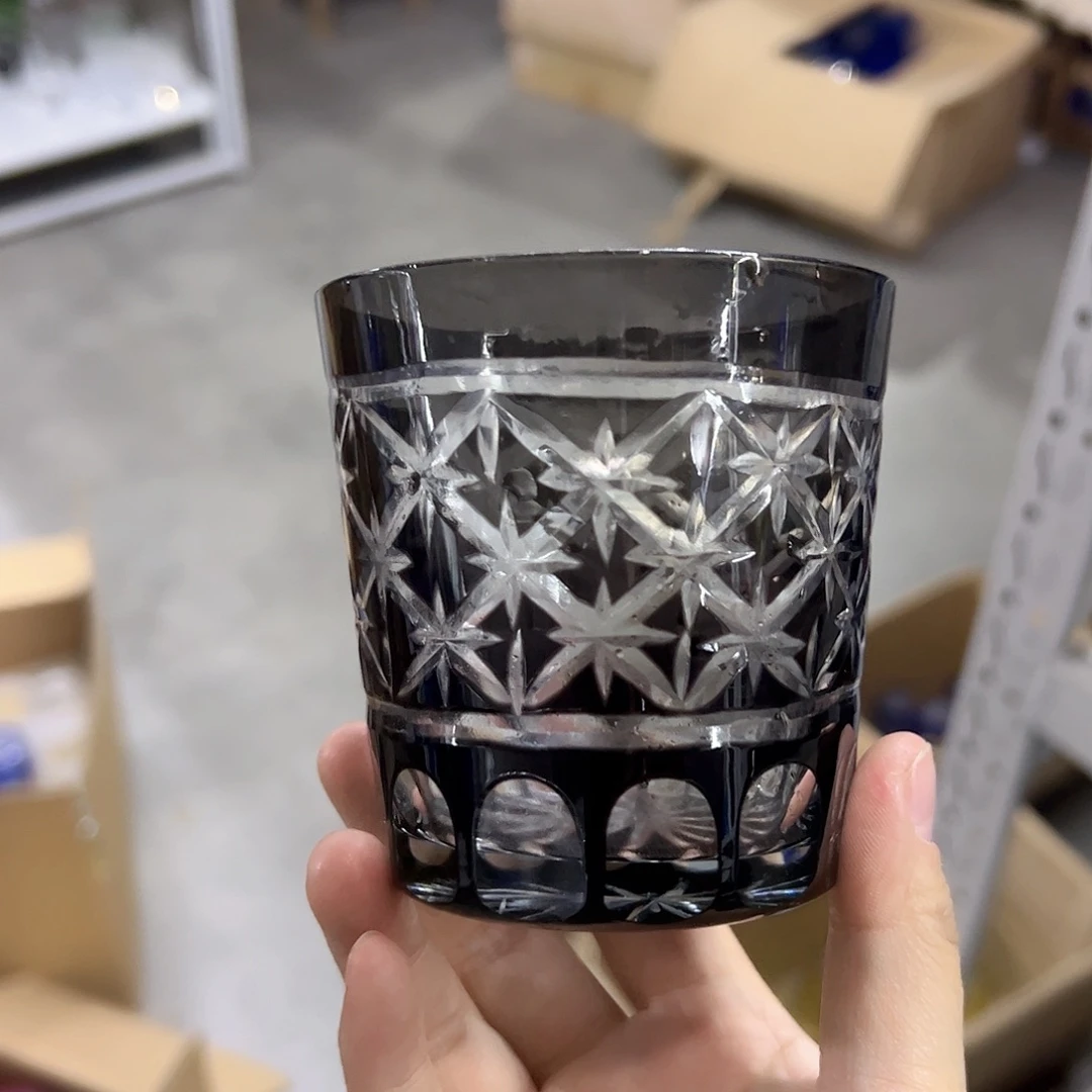 水晶玻璃平底款微瑕一个