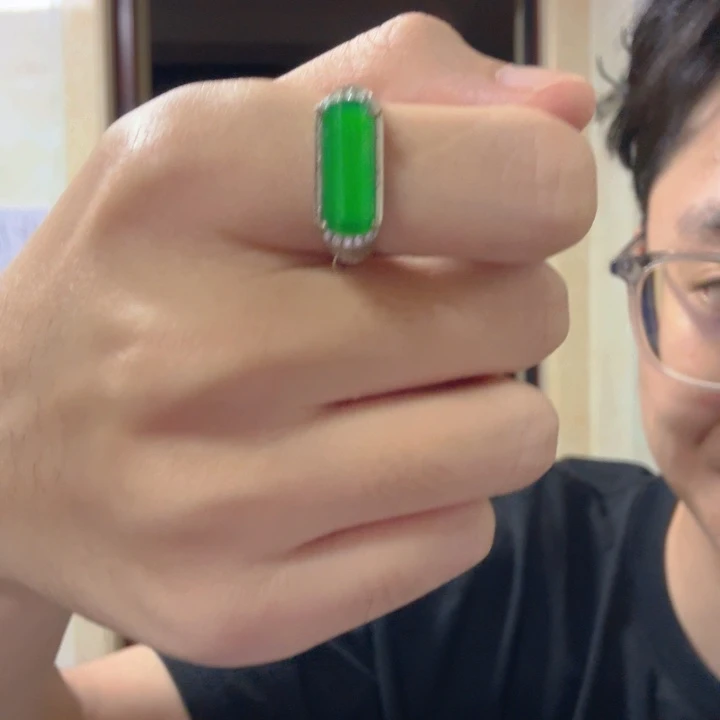 v***g翡翠银S925镶嵌颈饰戒指