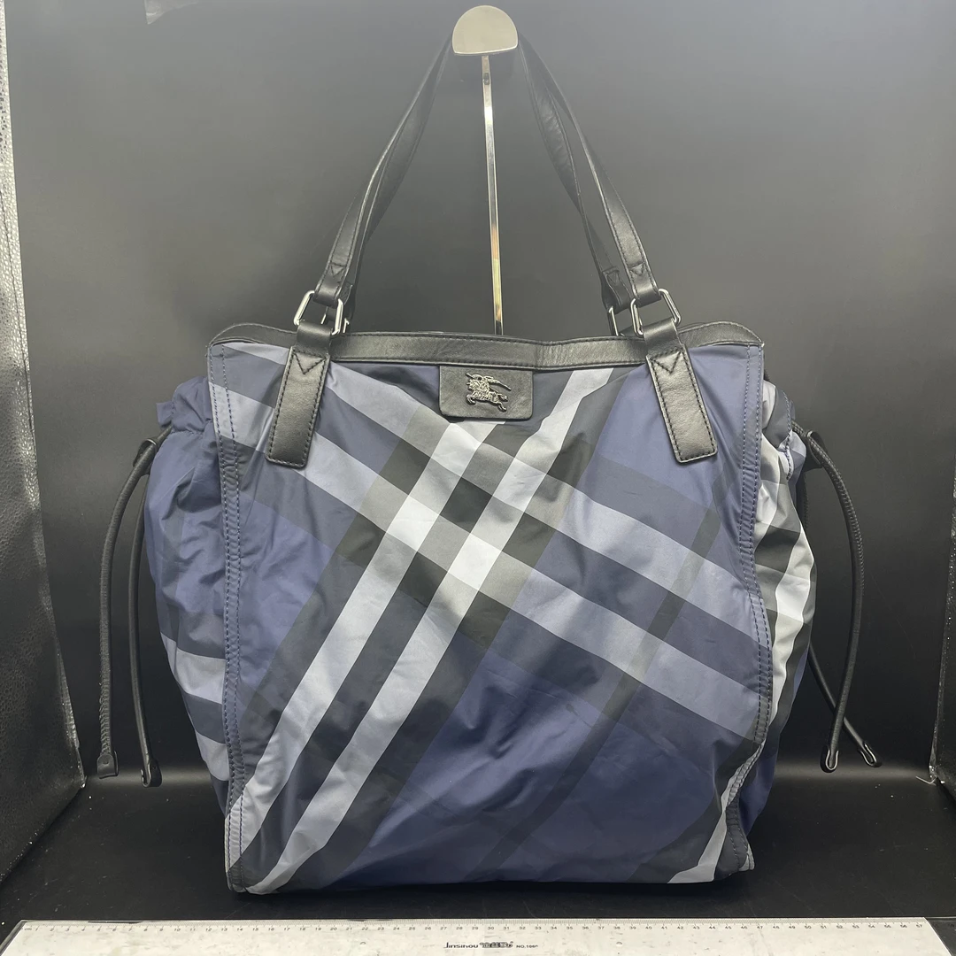 95新 BURBERRY/博柏利 博柏利托特单肩包/13584