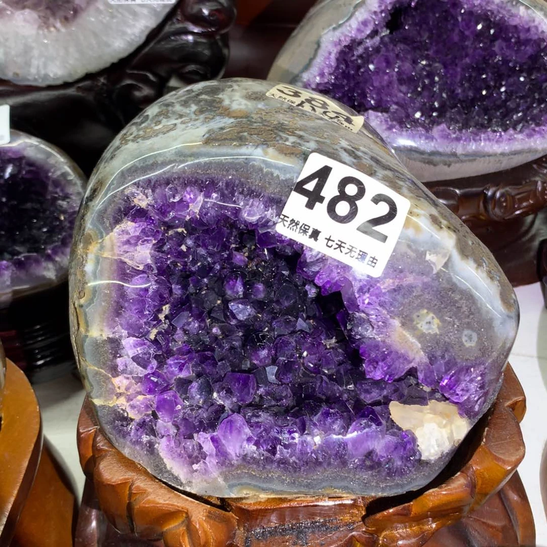 水晶摆件未镶嵌1