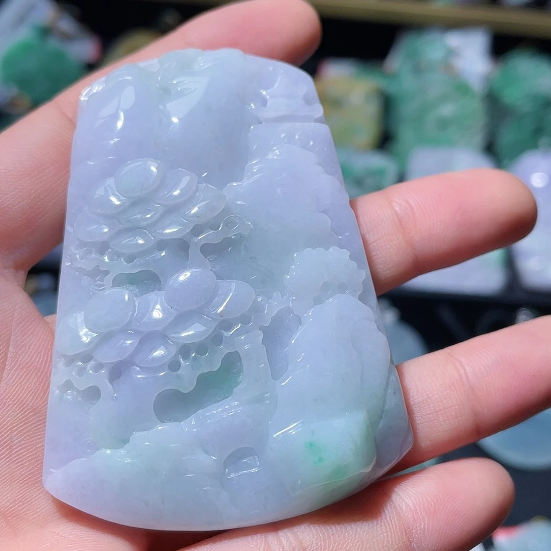 颈饰未镶嵌翡翠一个