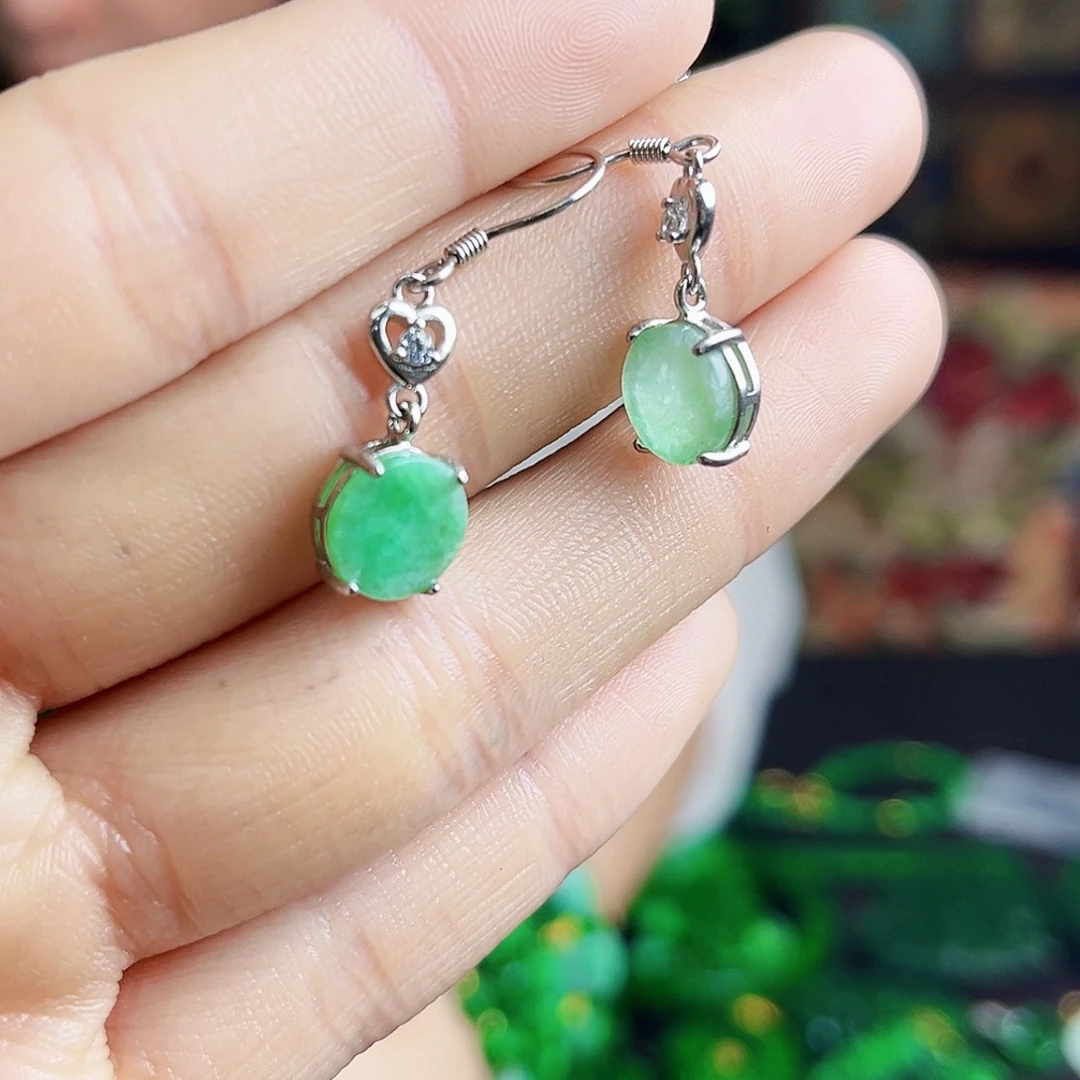 颈饰银S925镶嵌翡翠多样性