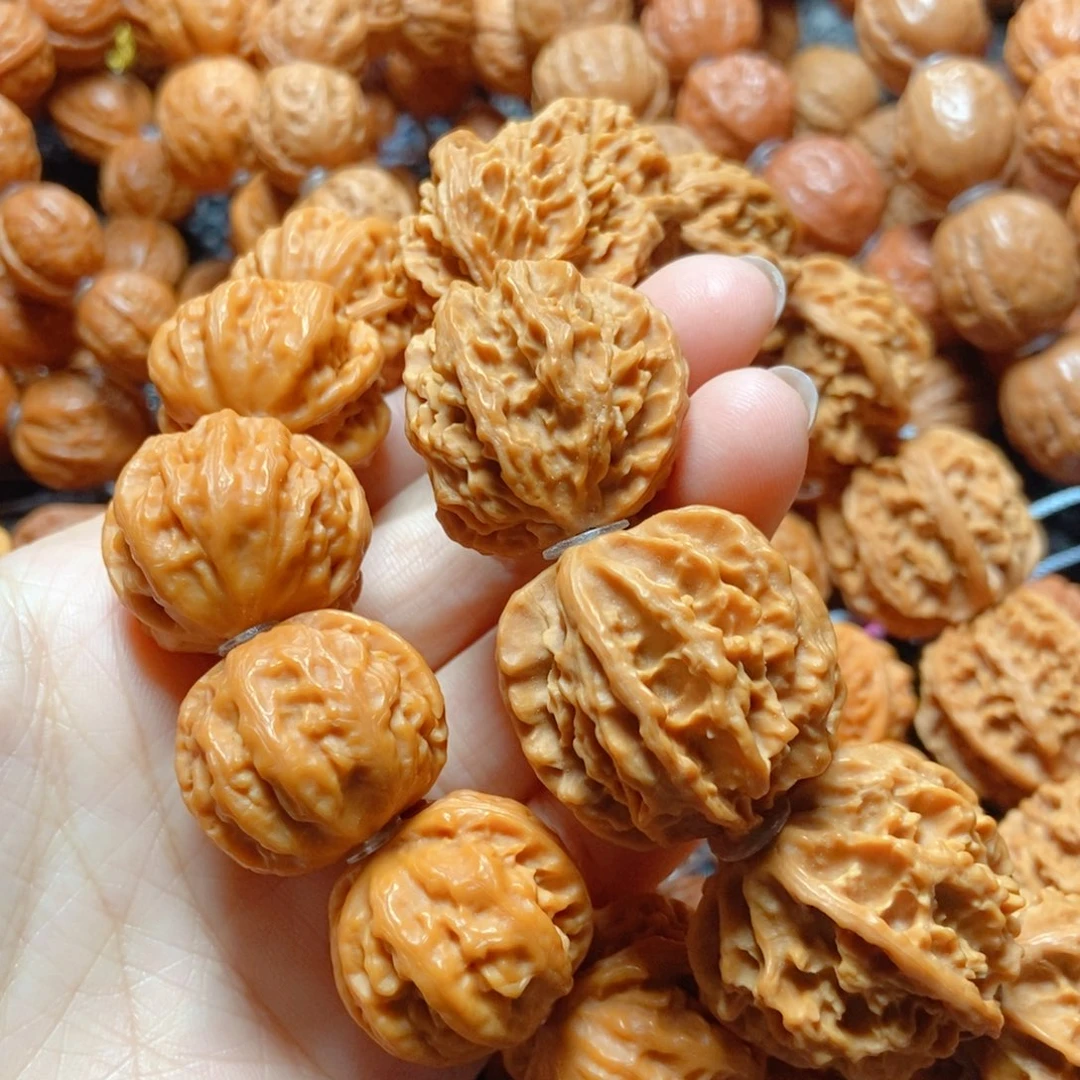 文玩核桃手串c****?手串