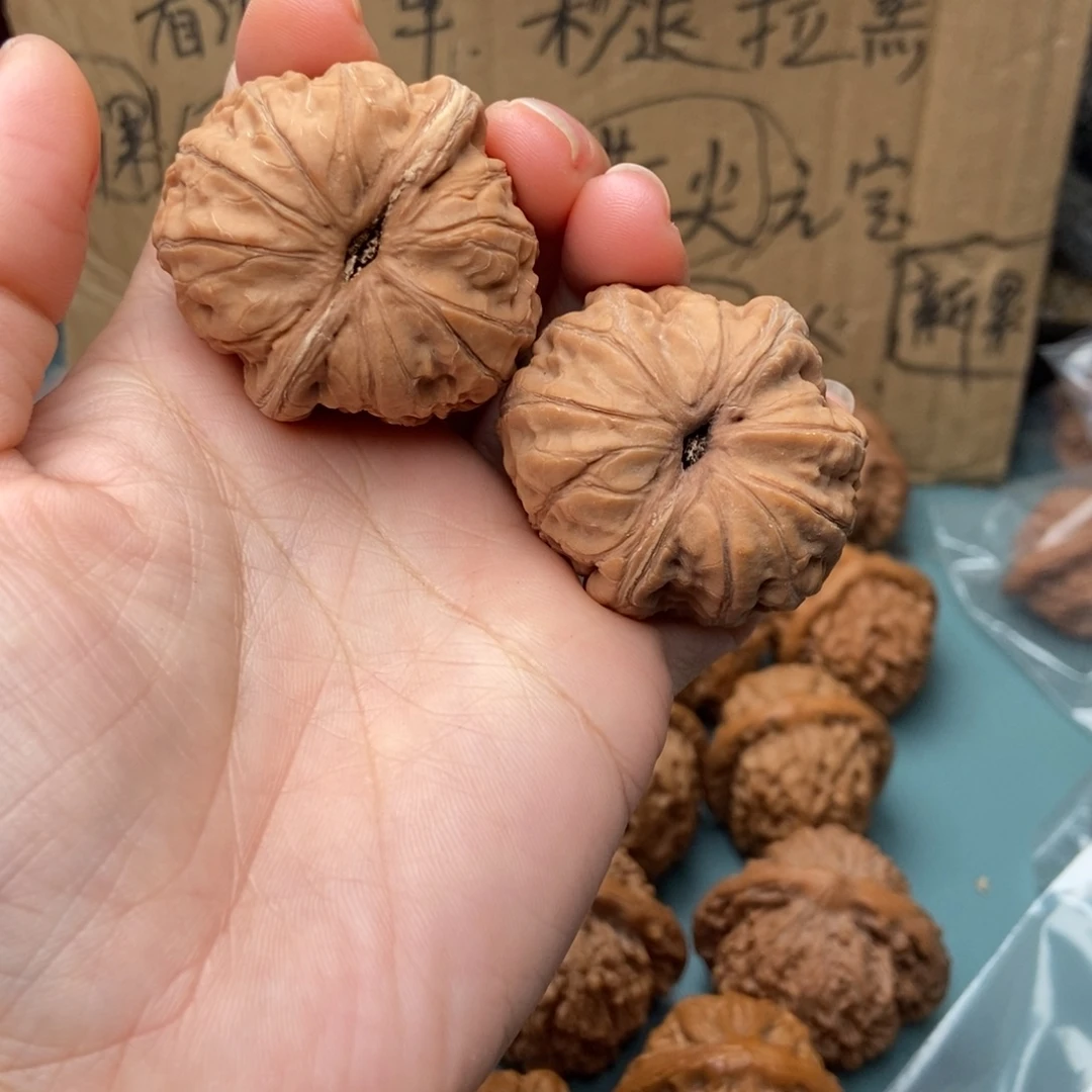 J***n吊坠文玩核桃元宝4