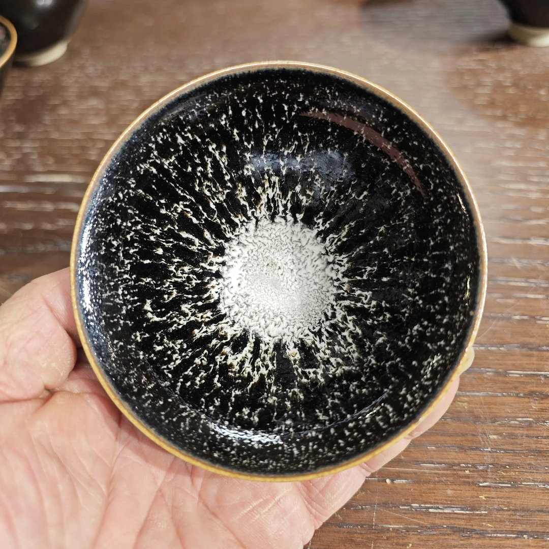 天然原矿黑土釉飘花斗笠盏(微瑕慎拍)手工