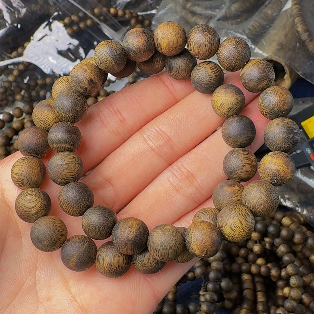 沉香手串虎*沉水浮1:0-10克