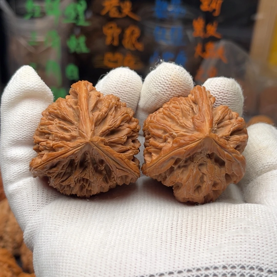 吊坠文玩核桃九龙奔