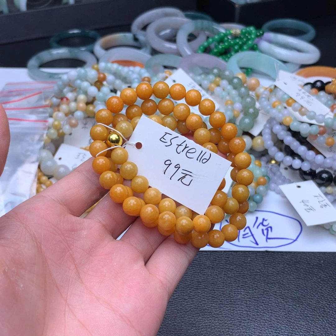 翡翠手镯未镶嵌E****?36555887778