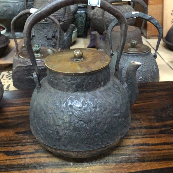 龙文堂岩肌茶筅型壶
