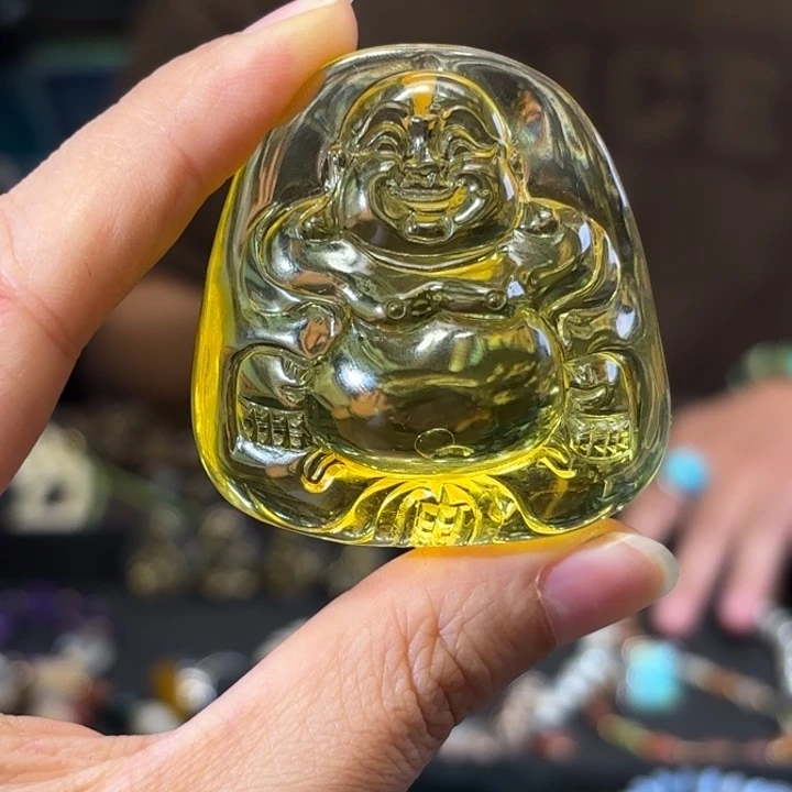 琥珀未镶嵌颈饰琥珀
