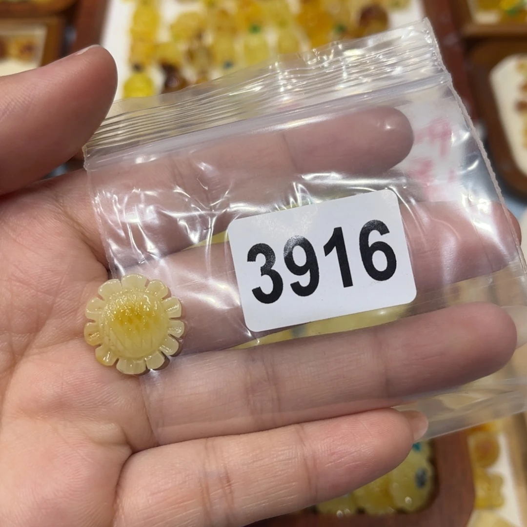 琥珀未镶嵌裸石蜜蜡