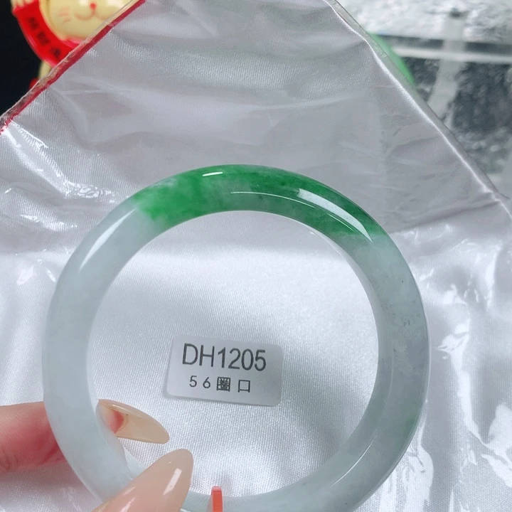 未镶嵌手镯翡翠编号DH1205
