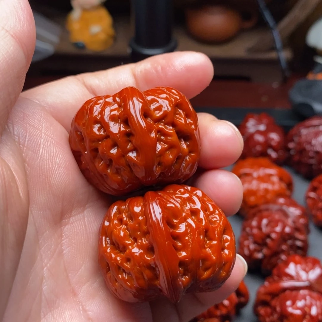 文玩核桃吊坠36元宝