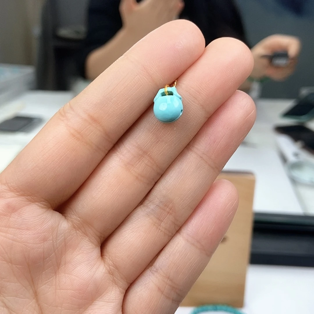 未镶嵌绿松石珠宝奇石