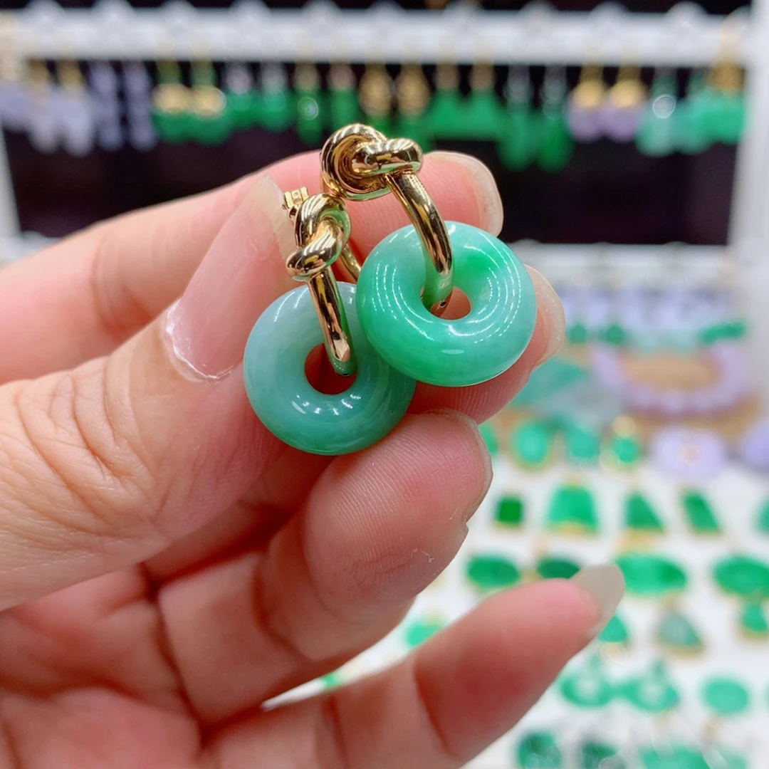 翡翠18K金镶嵌耳饰