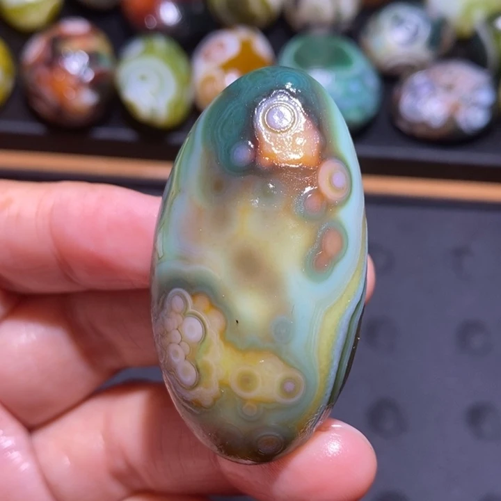 未镶嵌玛瑙/玉髓珠宝半成品74