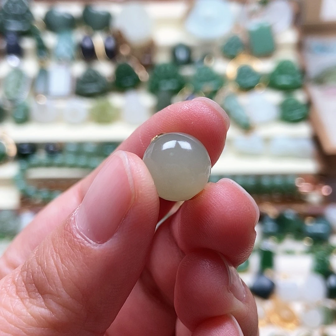 吊坠(不含链)18K金镶嵌和田玉