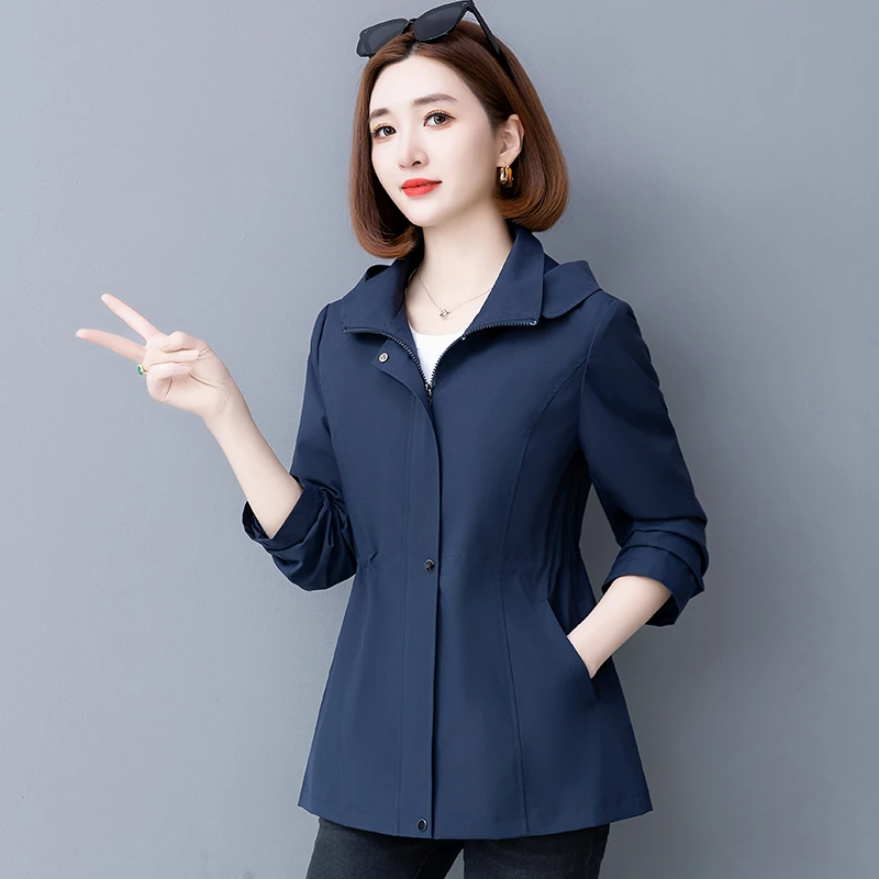 中老年妈妈春秋装时尚气质连帽短款夹克外套女中年休闲百搭风衣薄