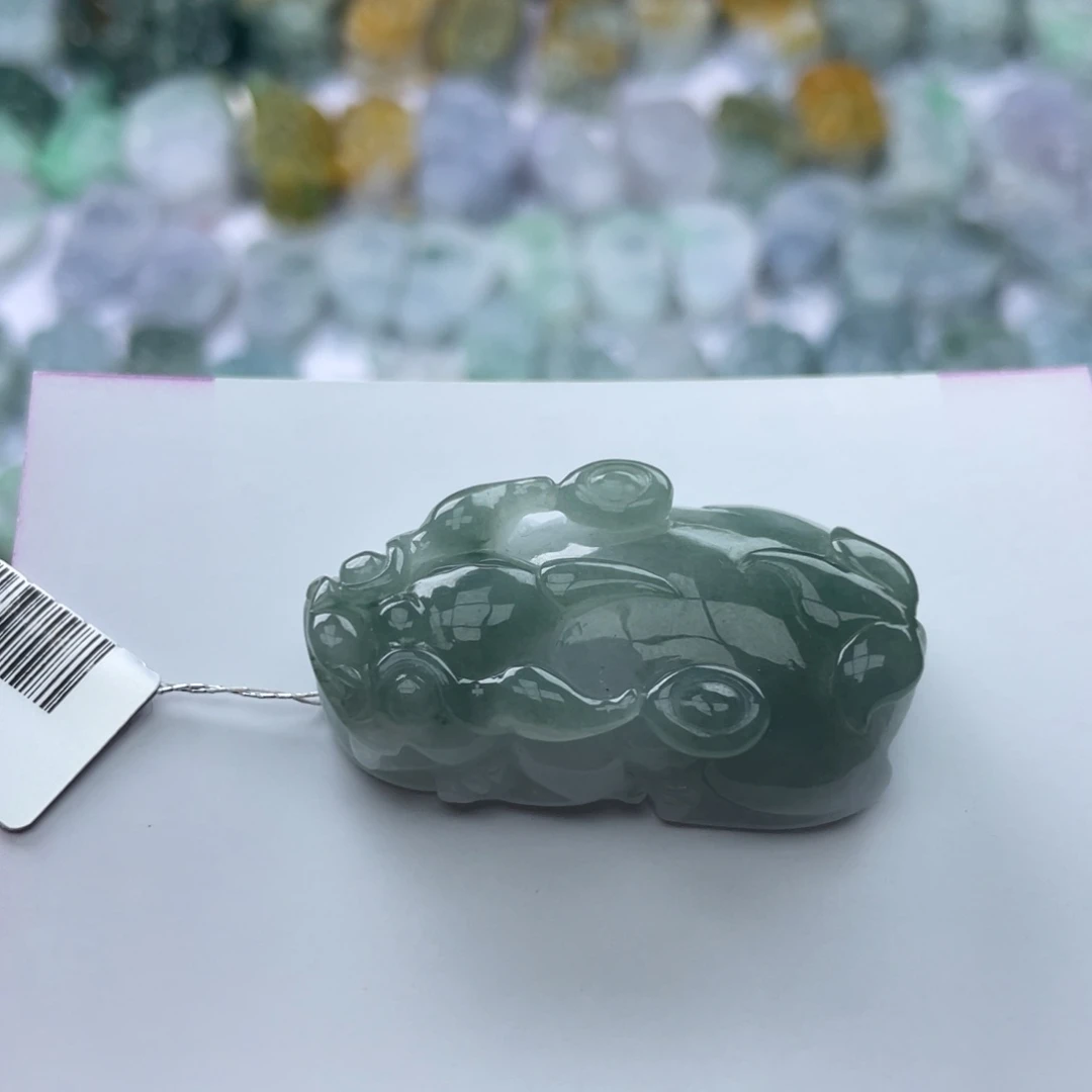 翡翠颈饰未镶嵌貔貅