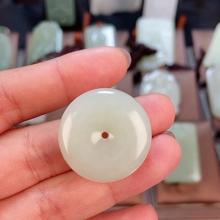 【闪购商品】和田玉颈饰未镶嵌