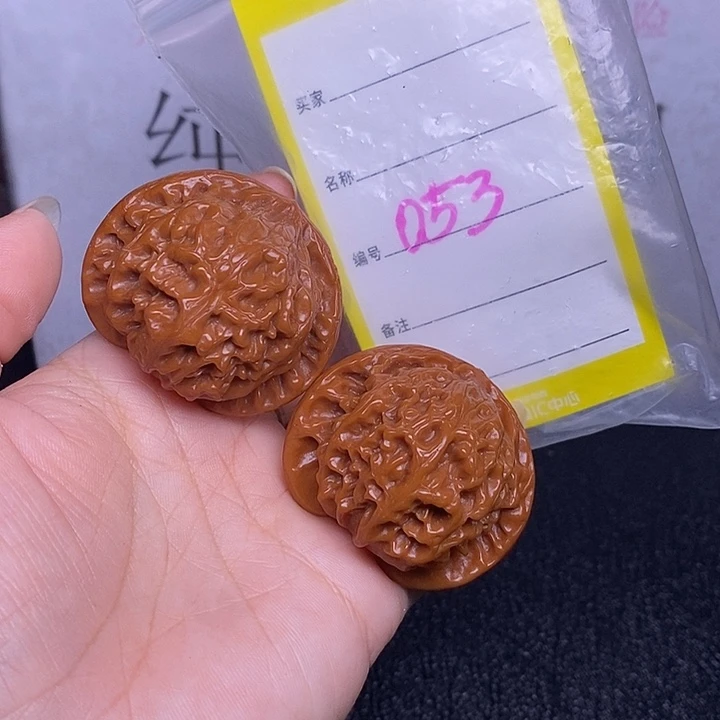 执***离文玩核桃把件053/42宫灯