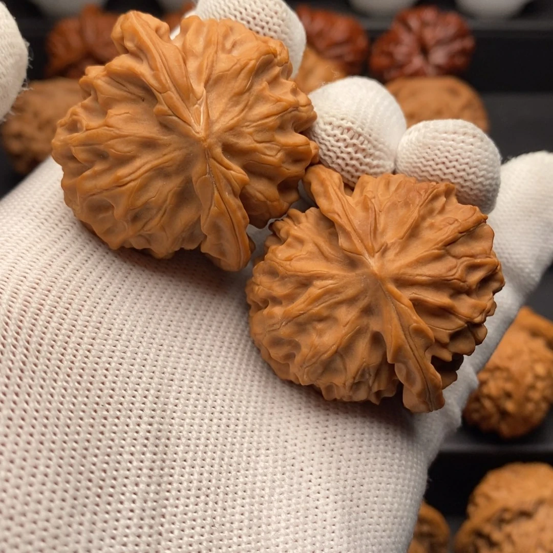 1***0把件文玩核桃43尺野龙鳞