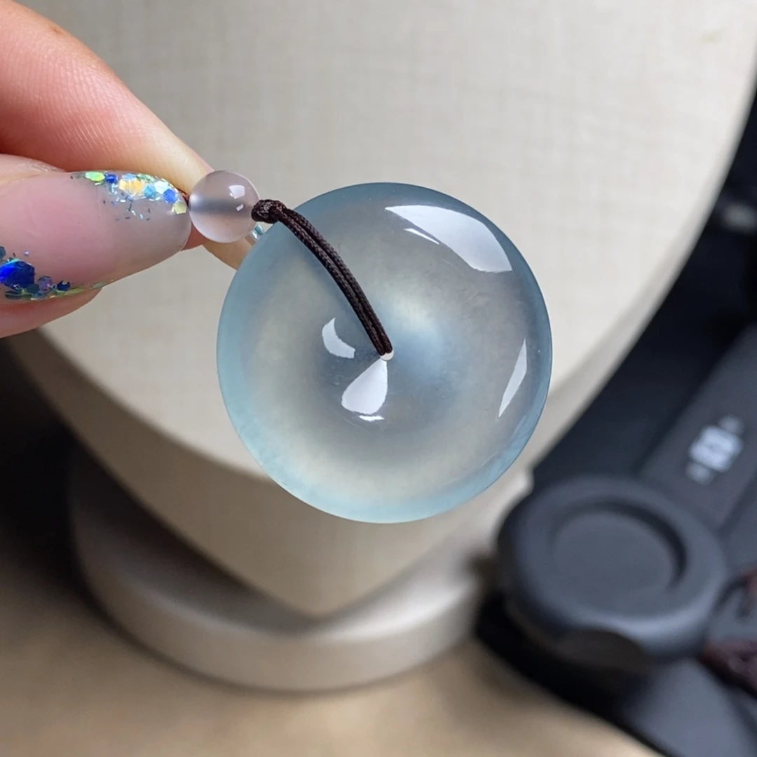 翡翠未镶嵌颈饰高冰晴水冰透干净水润光感十足平安扣