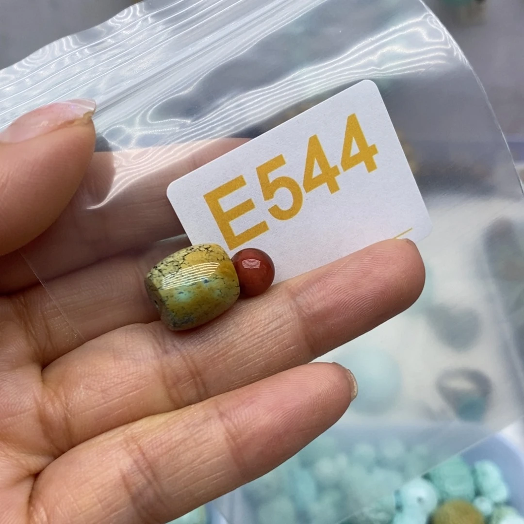 未镶嵌南红玛瑙珠宝奇石